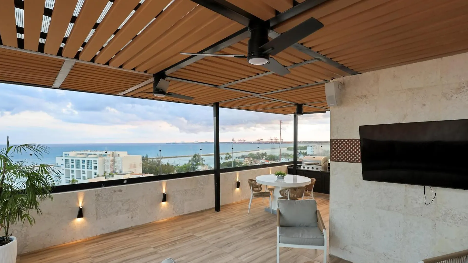 شقة Lujoso Penthouse Frente A La Playa De بوكا شيكا 0*,